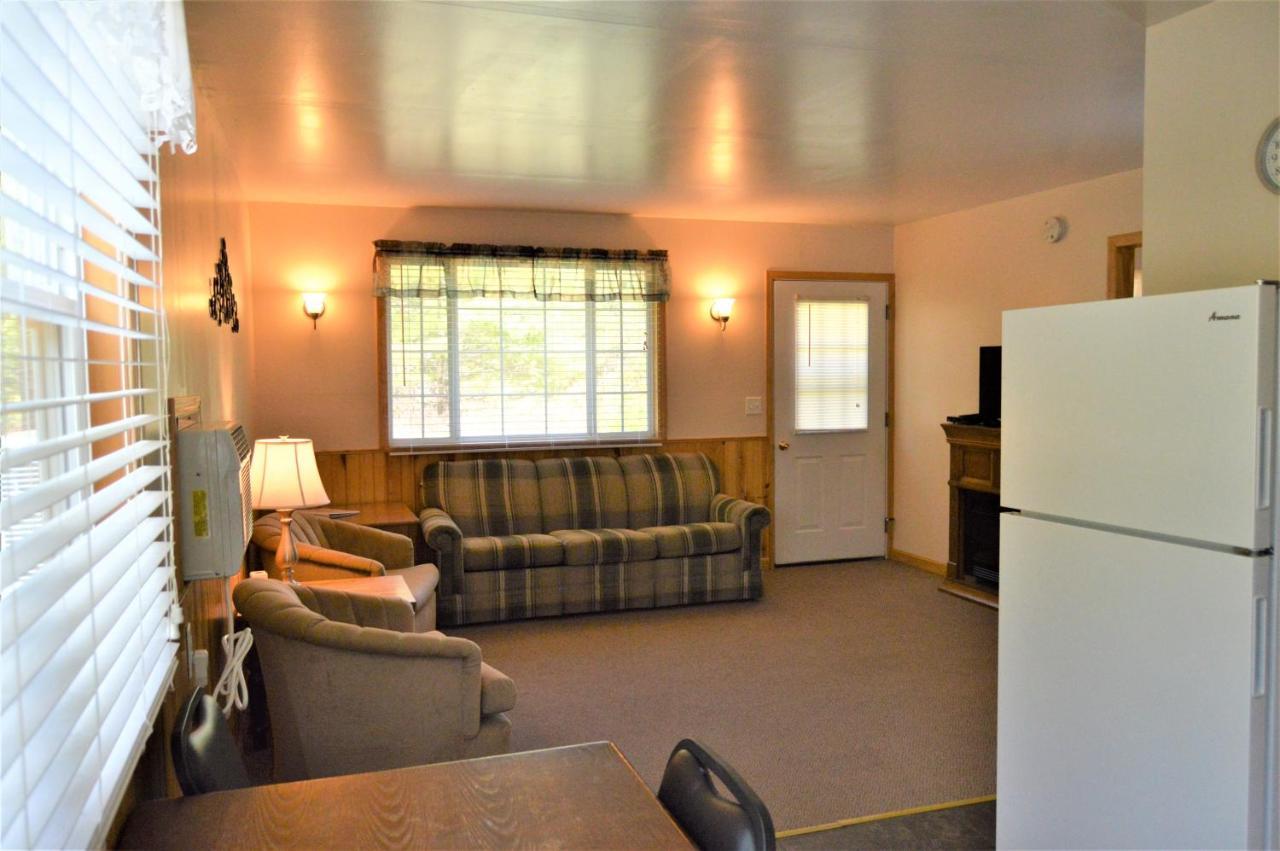 Baileys Sunset Cottages Baileys Harbor Esterno foto