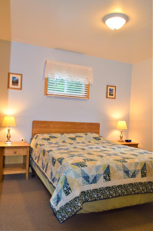 Baileys Sunset Cottages Baileys Harbor Esterno foto