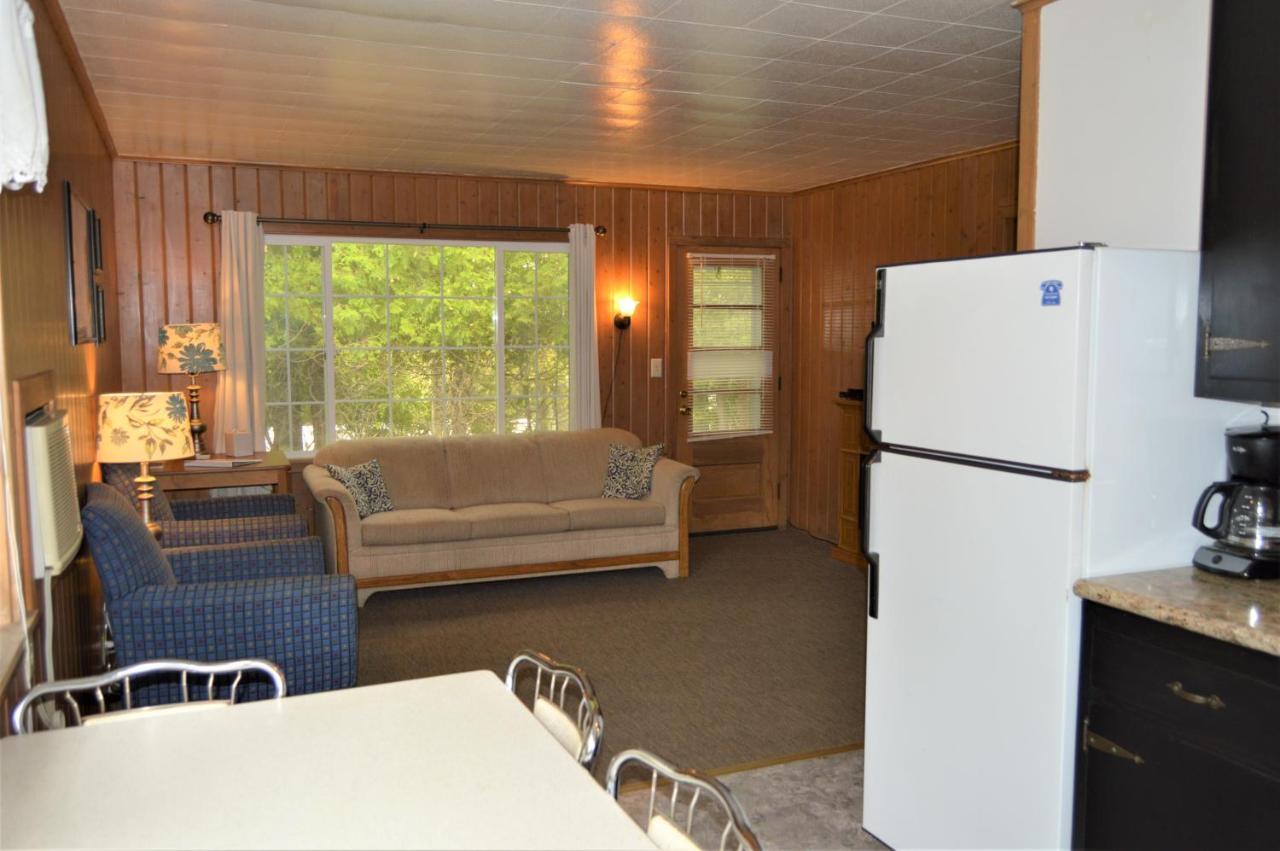 Baileys Sunset Cottages Baileys Harbor Esterno foto
