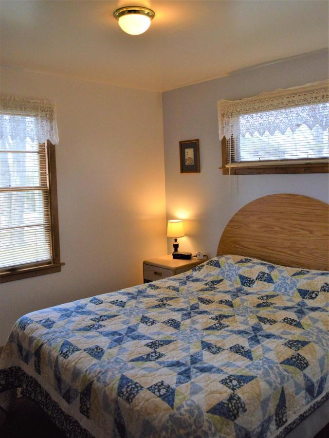 Baileys Sunset Cottages Baileys Harbor Esterno foto
