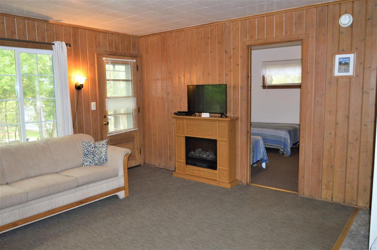 Baileys Sunset Cottages Baileys Harbor Esterno foto